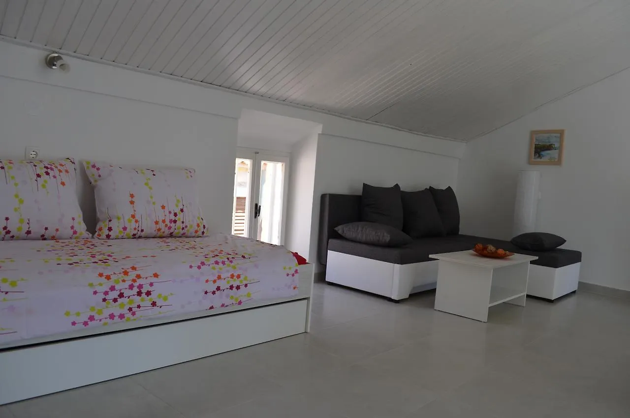 Apartments Petar Draga Bašćanska