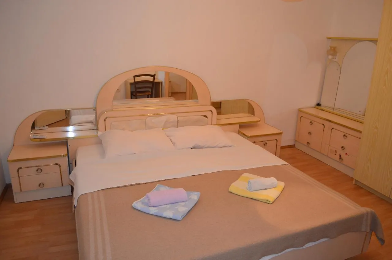 Apartments Petar Draga Bašćanska